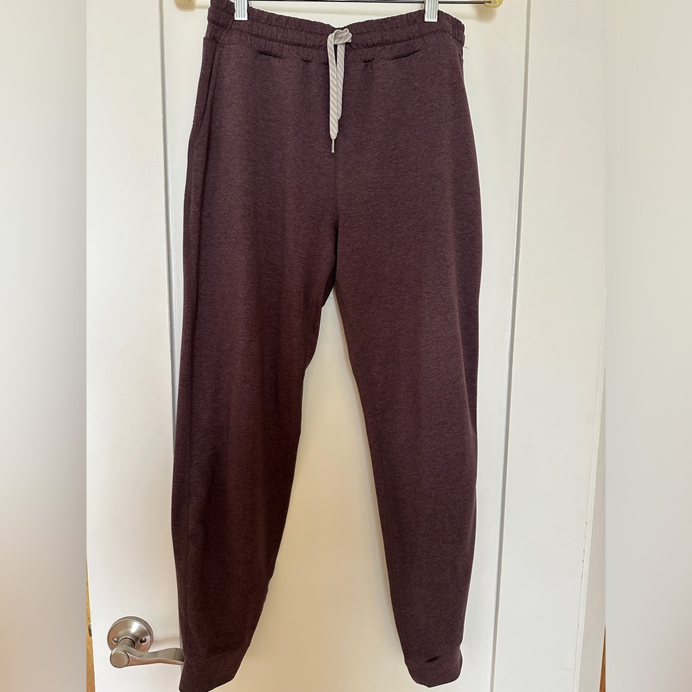 Vuori Performance Joggers Women’s Small